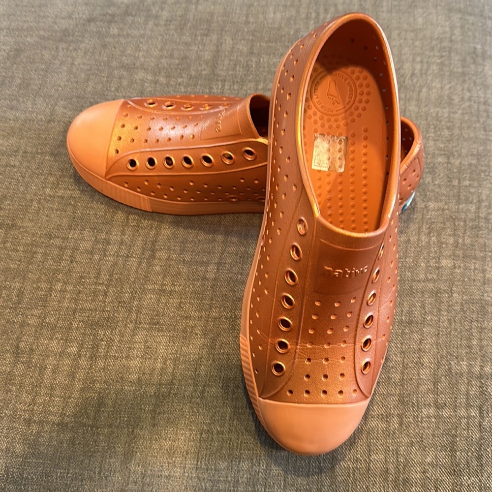 Native shoes - Picture 2 of 6